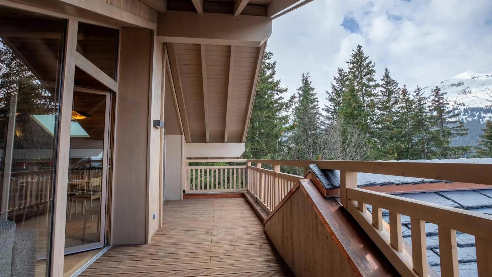 Etania 401 Beautiful Penthouse Apartment In Meribel Morel France